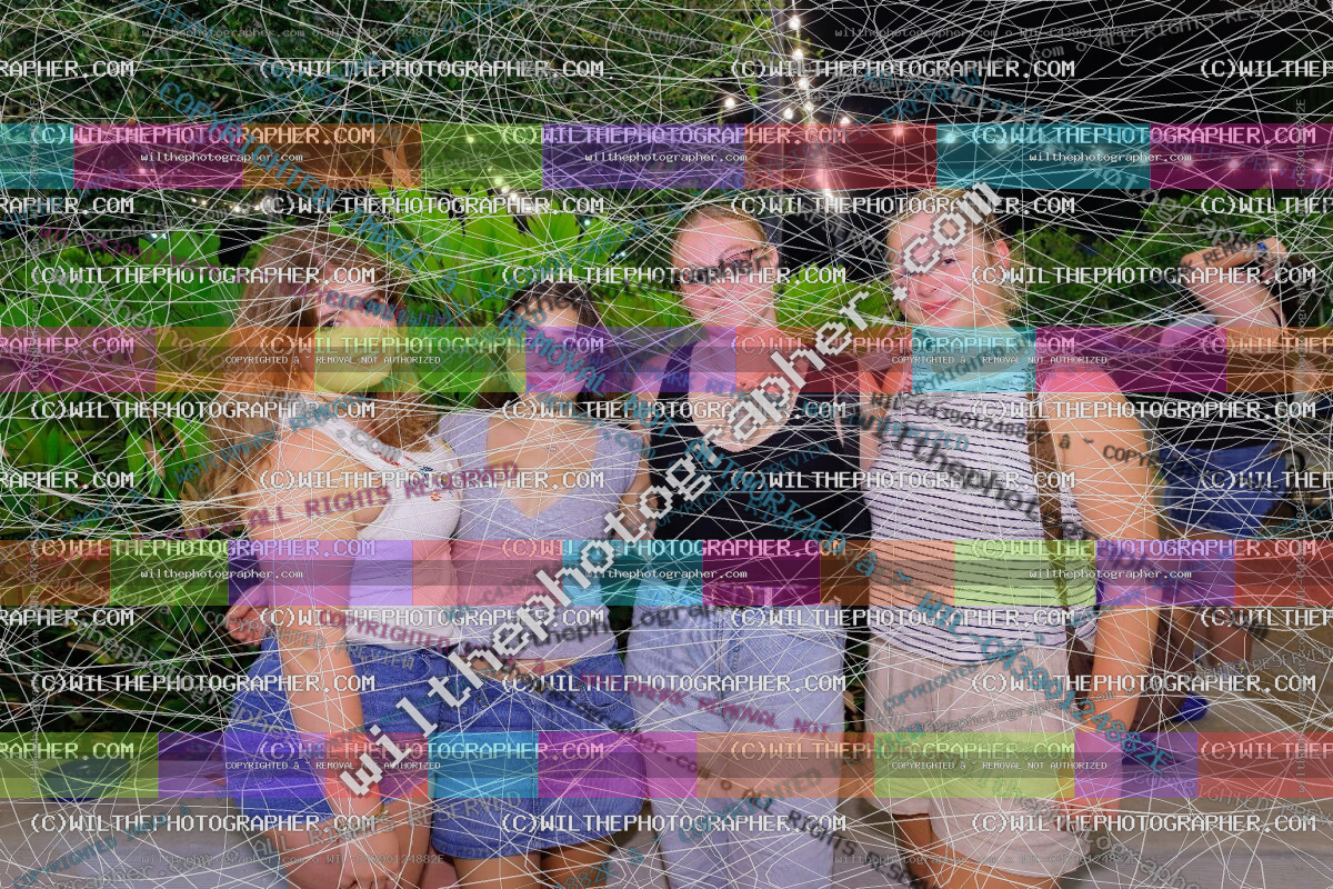 R5_9859.jpg