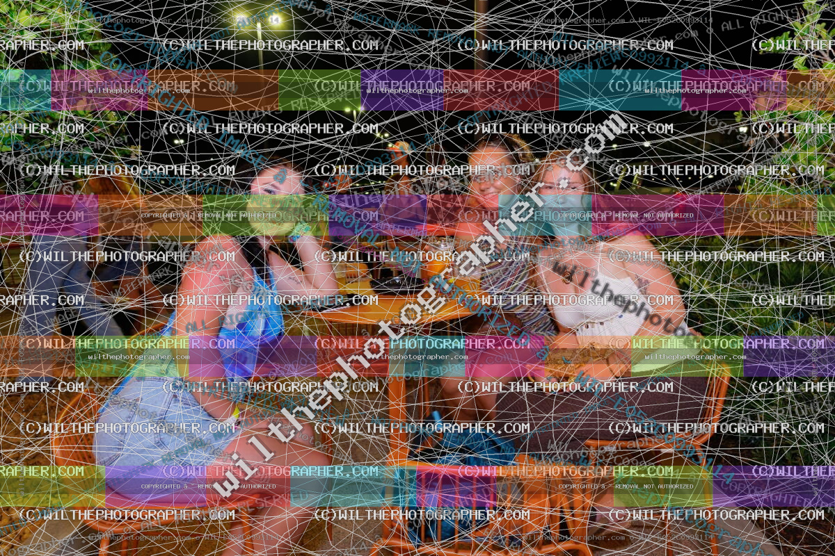 R5_9826.jpg