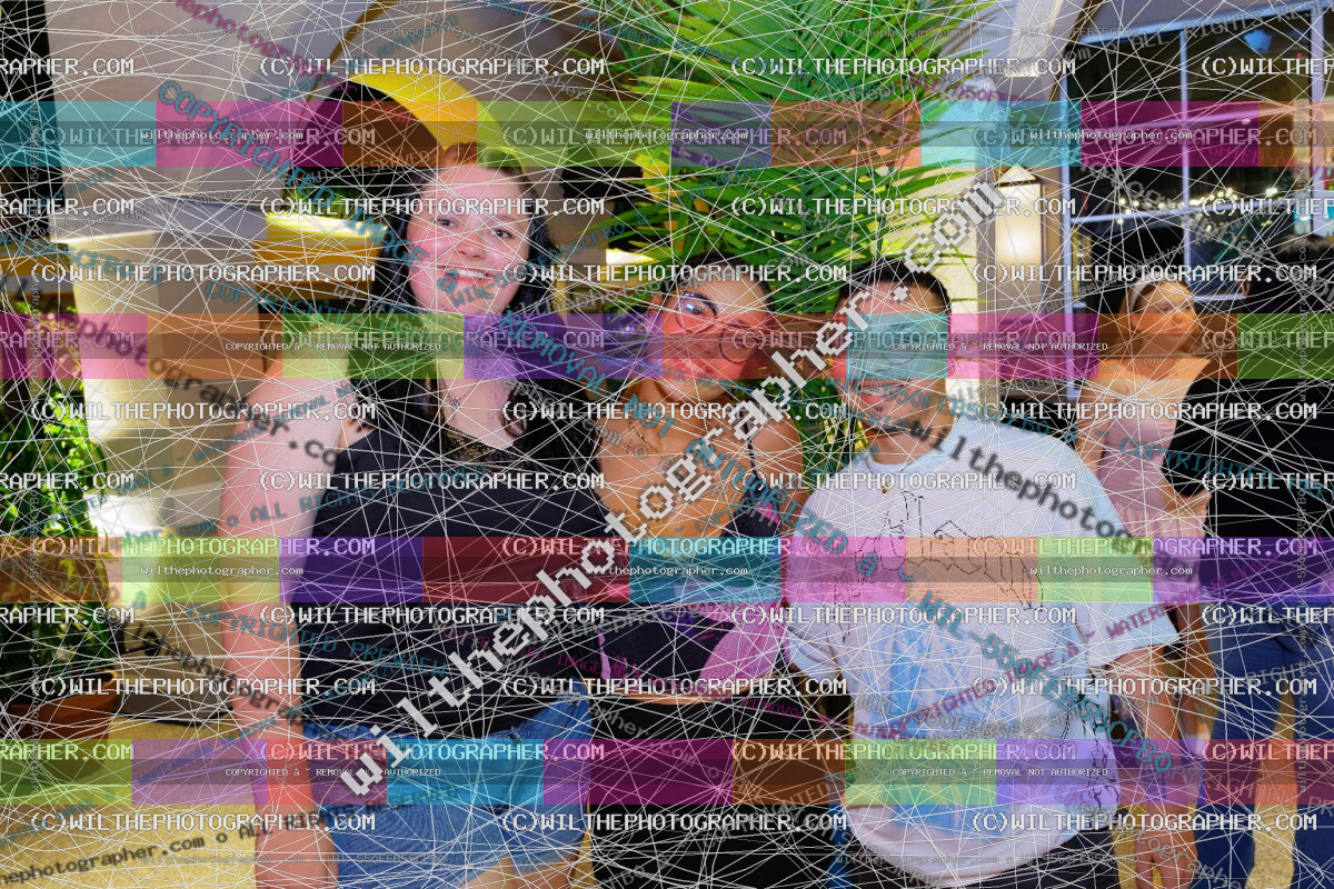 R5_9812.jpg