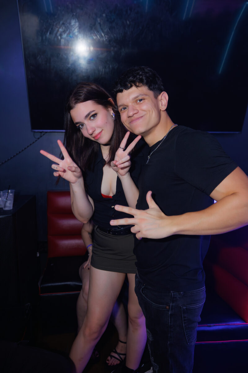 08-14-La Rosa Fridays