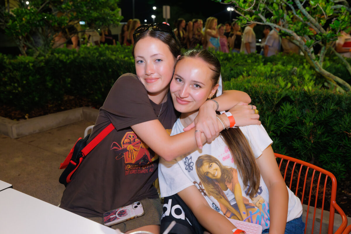 09-09-26 SimplyCapri